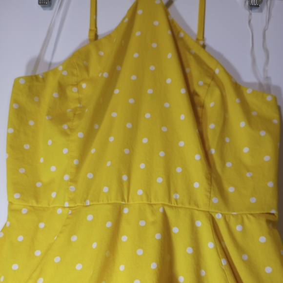 Yellow Polka Dot Fit & Flare Dress SZ 14 by Venus - Picture 2 of 9
